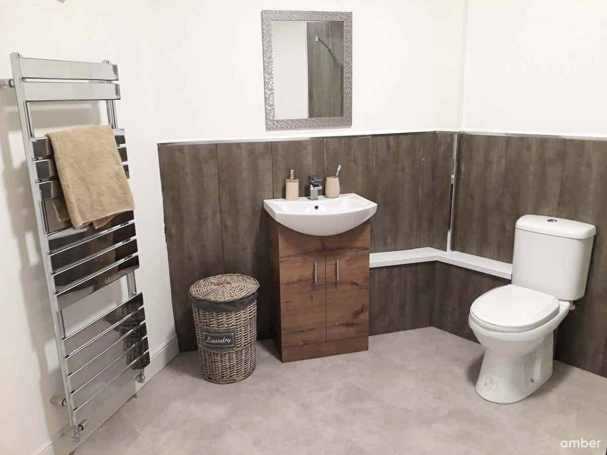Room in a 5 Bedroom Apartment, 44 Gresham Street, Middlesbrough - Middlesbrough, England, United Kingdom - Bedroom 3 - Bathroom