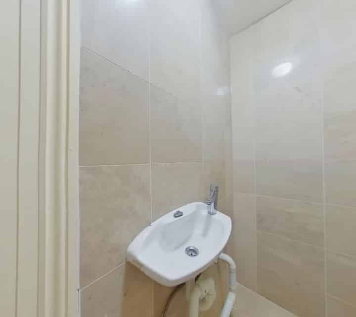 Amenities?w=400&h=260&fit=crop&q=40&auto=format&trim=auto