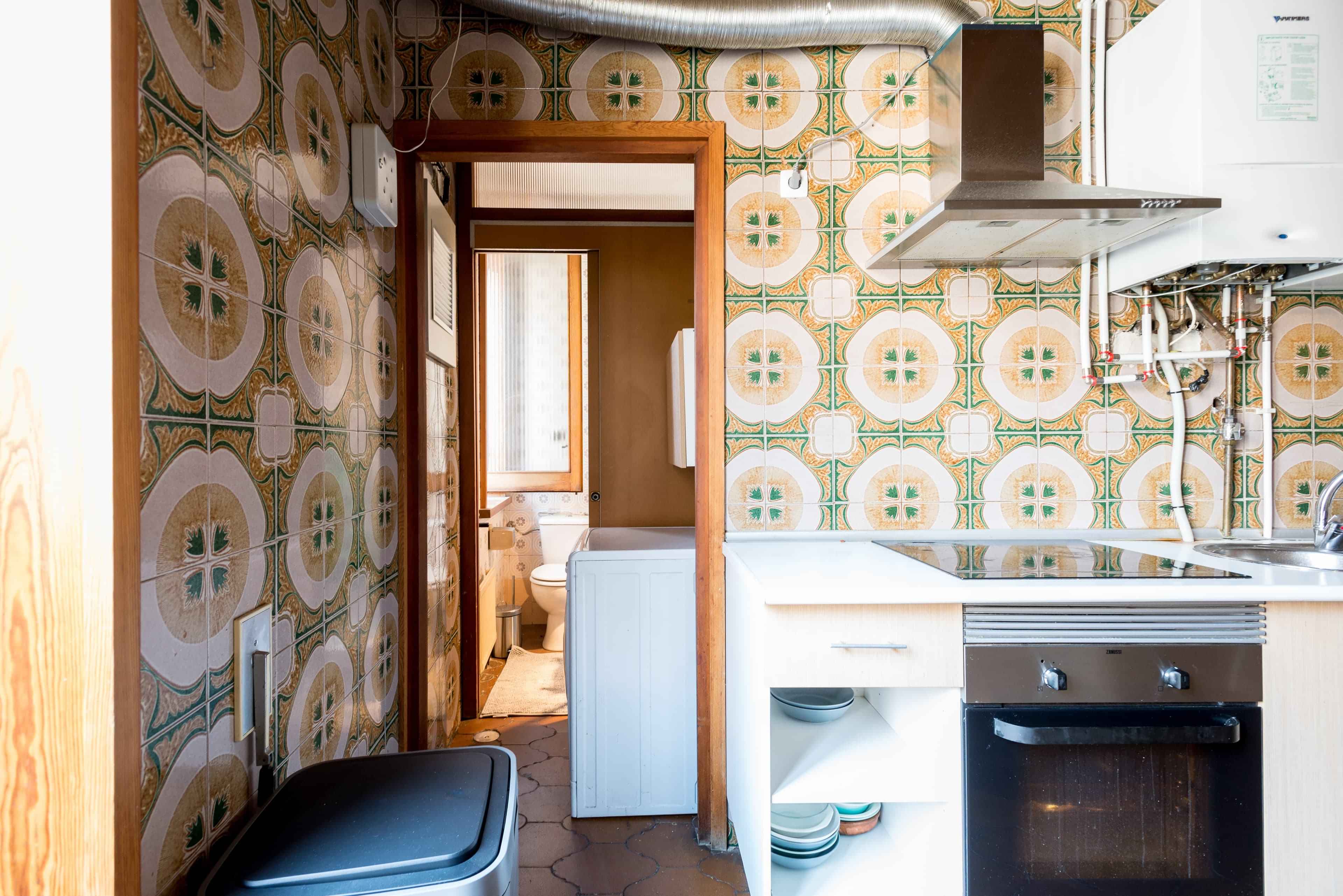 Calle Luna 19 2º Der, Madrid - Madrid, Spain - Kitchen