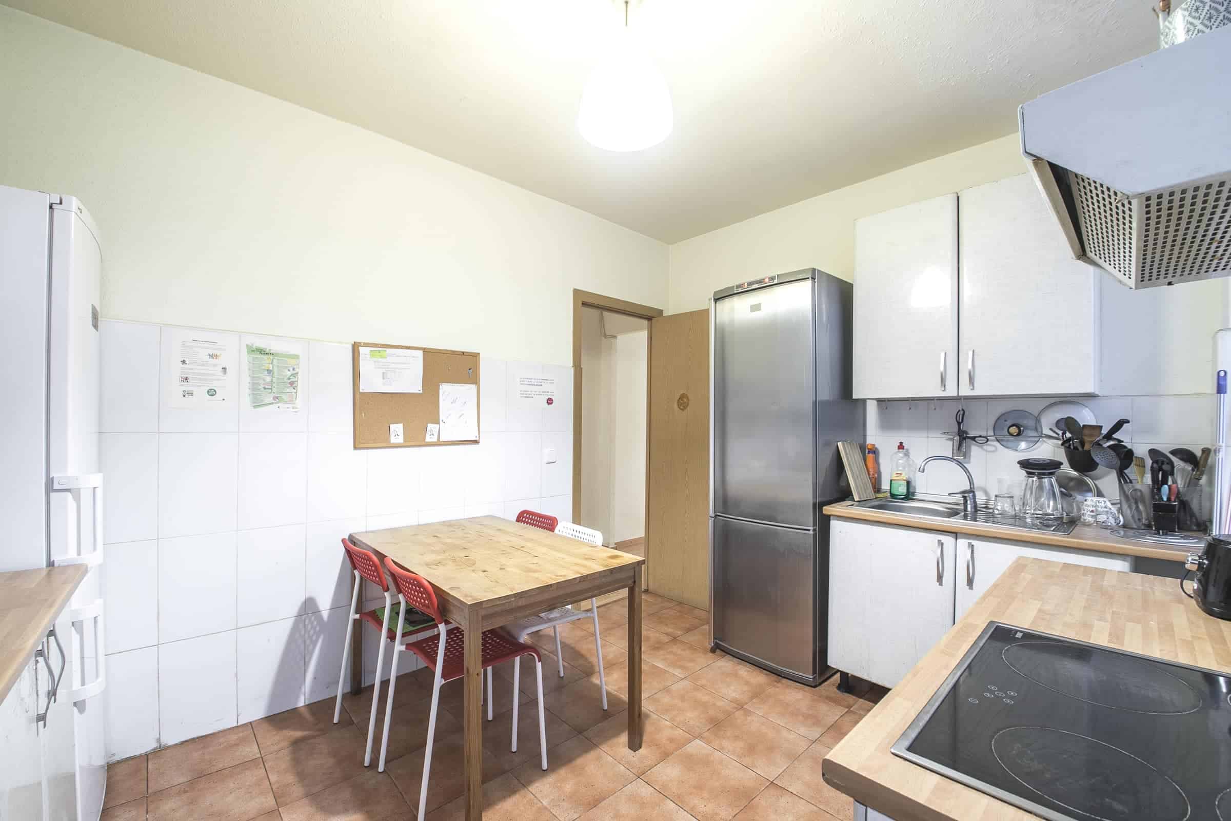 Calle Fuencarral 41 1º Izq, Madrid - Madrid, Spain - Kitchen