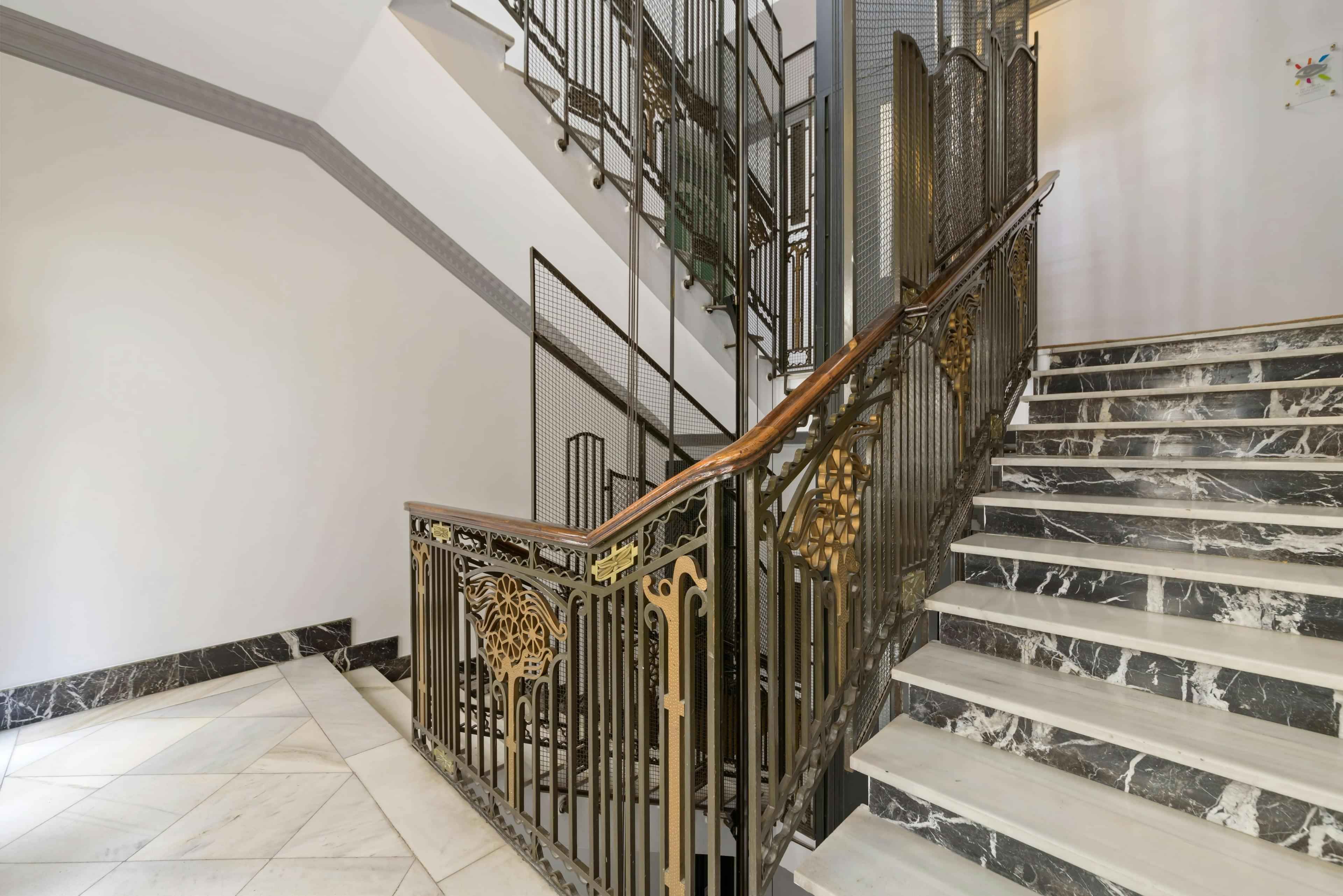 Calle De Ferraz 11, Madrid - Madrid, Spain - Amenities