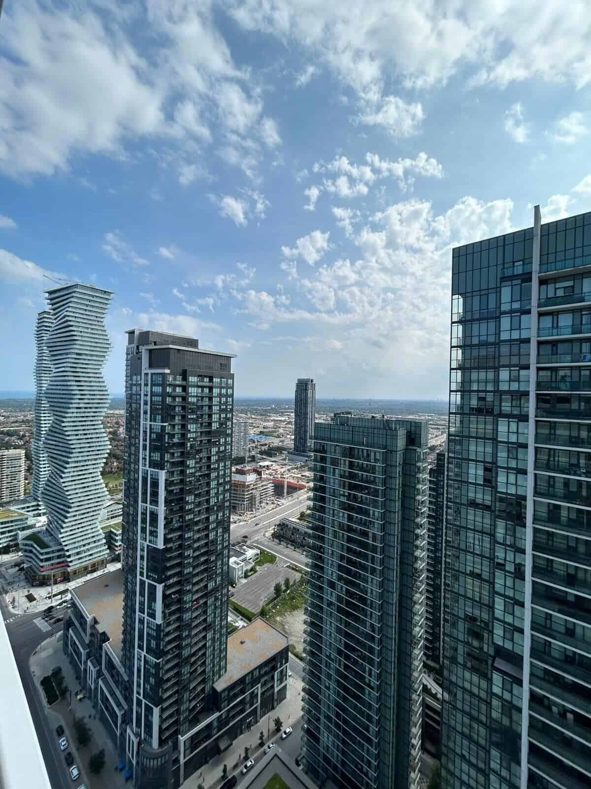 Liwinco Mississauga, Mississauga - Mississauga, Ontario, Canada - Exterior