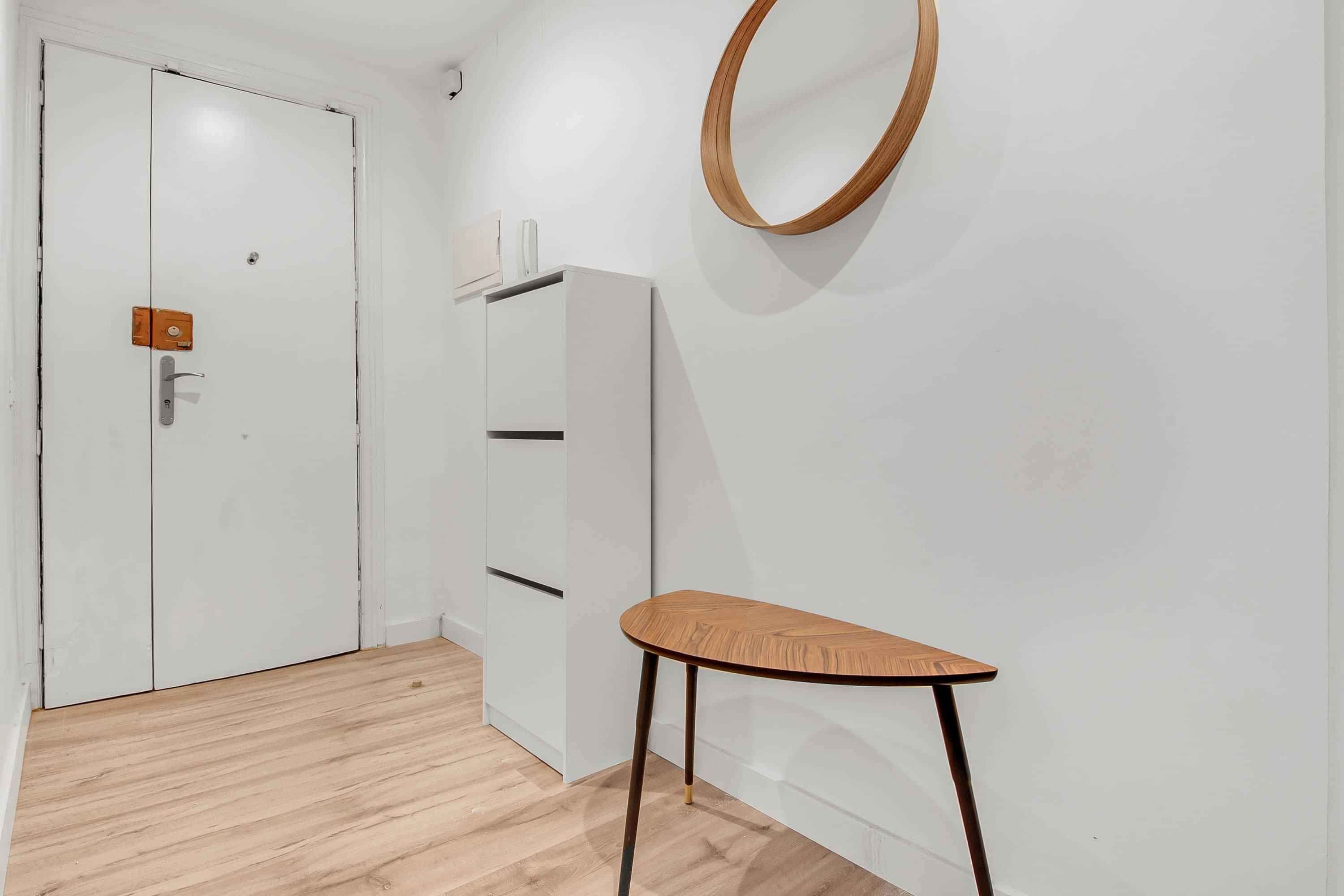 Calle Carranza 10 4º Izq, Madrid - Madrid, Spain - Amenities