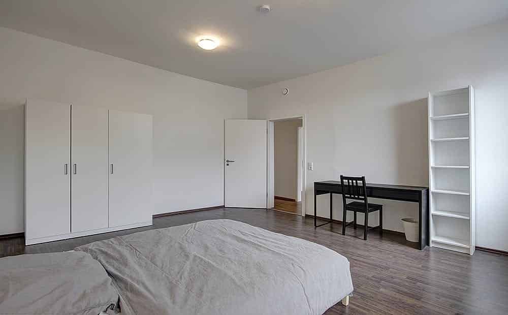 Kitchen?w=400&h=260&fit=crop&q=40&auto=format&trim=auto