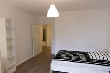 Kitchen?w=400&h=260&fit=crop&q=40&auto=format&trim=auto