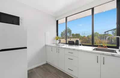 Sharesorted Summerhills, Sydney - Sydney, New South Wales, Australia - Studio 1 - Kitchen