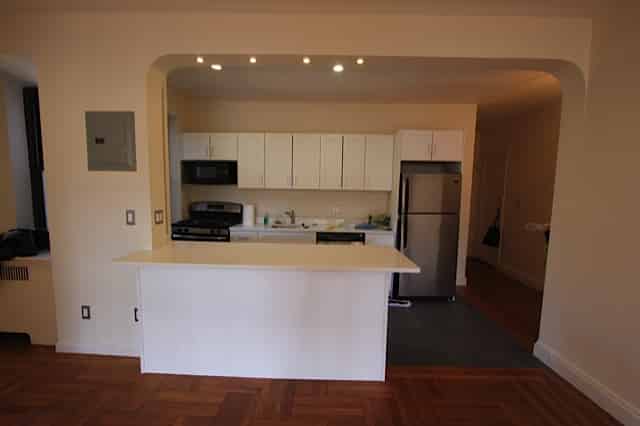 341 West 30th St, New York - New York City, New York, United States - Kitchen