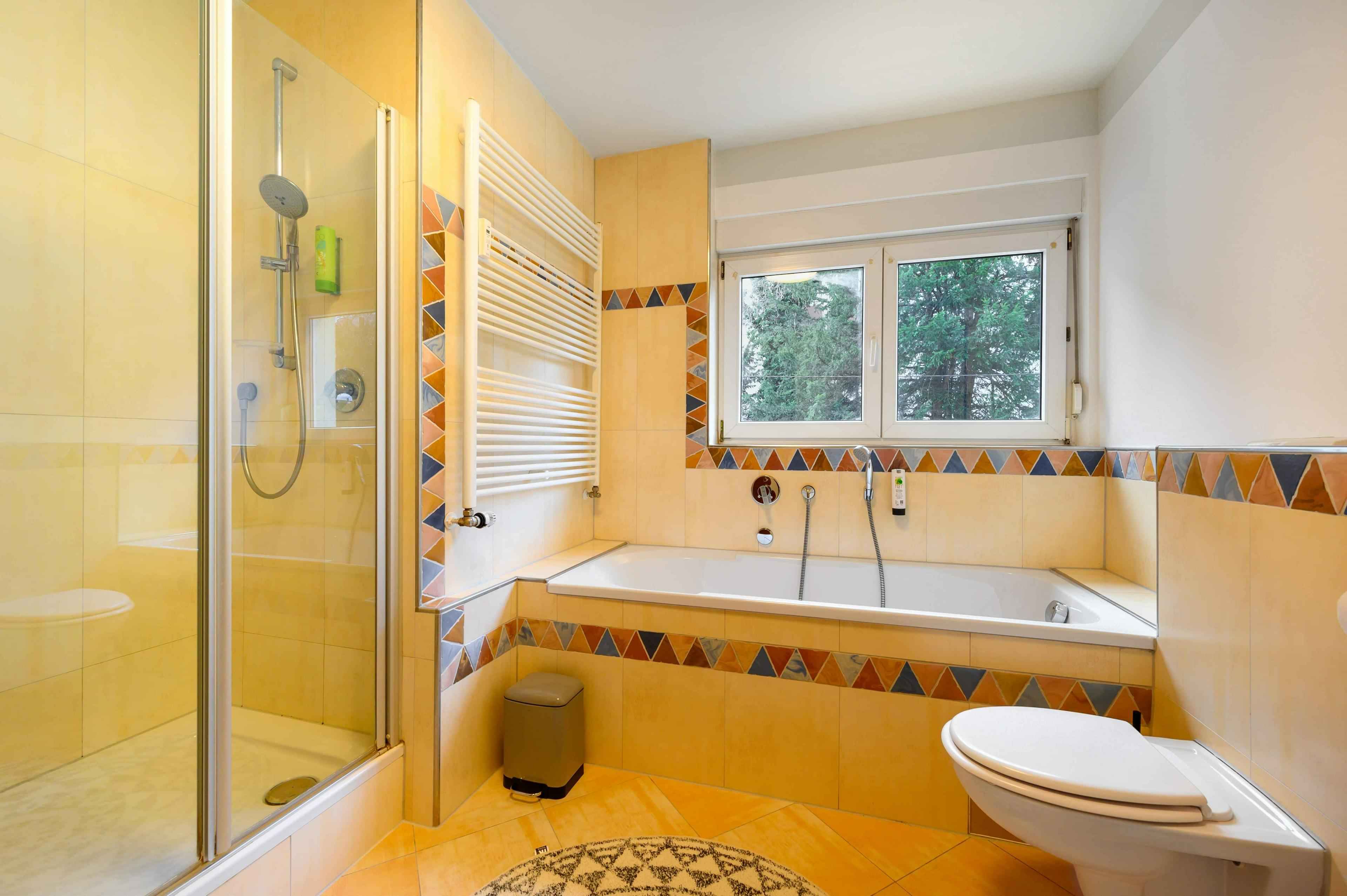 Saphirweg 4, Stuttgart - Stuttgart, Germany - Private Room (11 Sqm) - Bathroom