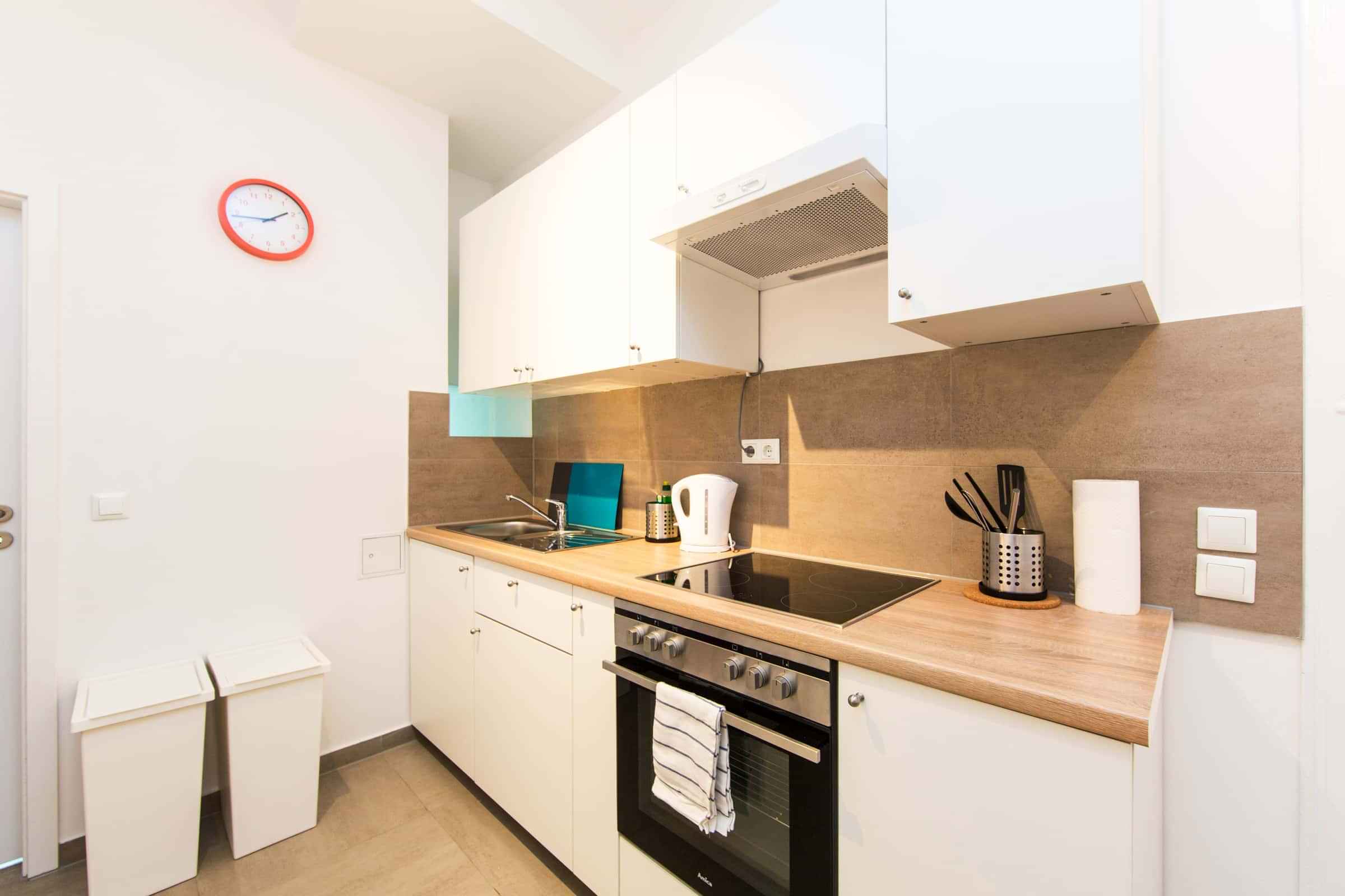 Buschkrugallee, Berlin - Berlin, Germany - Kitchen