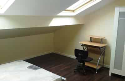 Room in a 9 Bedroom Apartment, 277 Great Western St, Manchester, M14 4DR - Manchester, England, United Kingdom - Bedroom 8 - Amenities