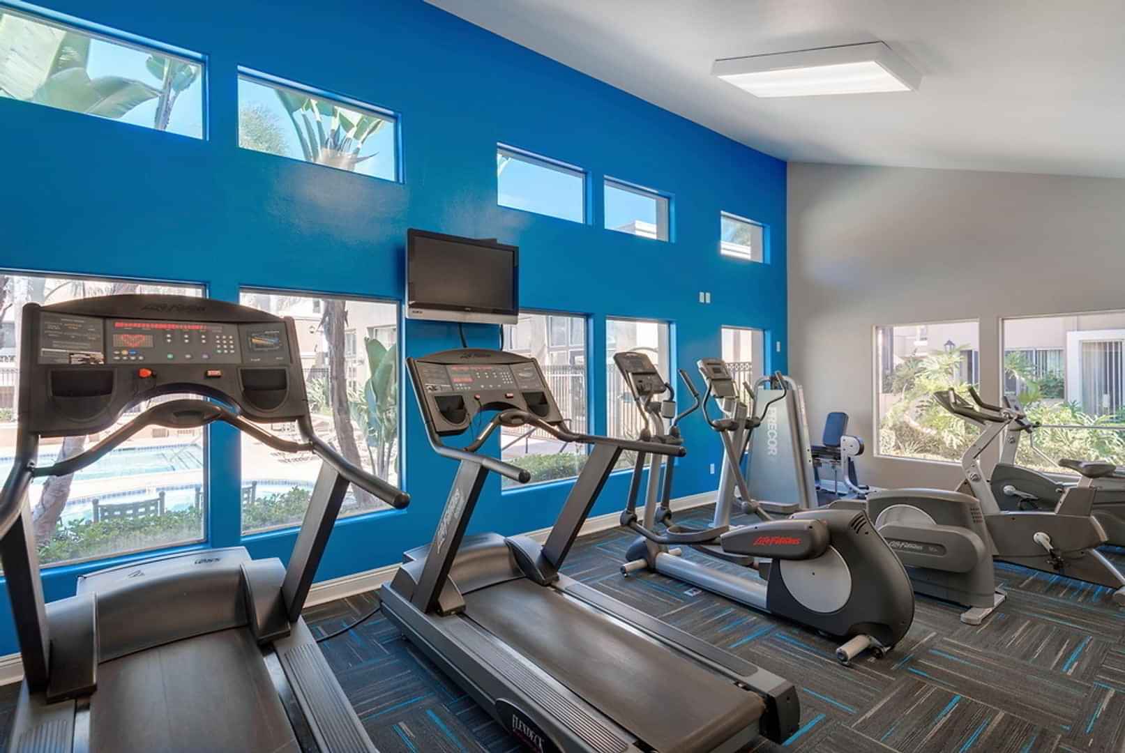 2885 Fairview Road, Irvine - Irvine, California, United States - Amenities