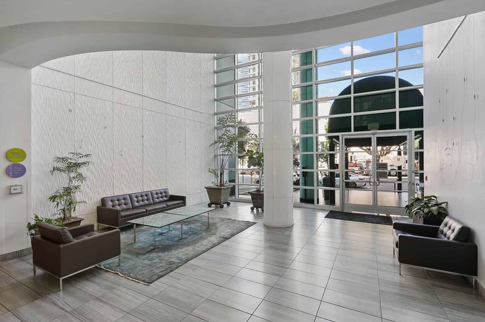 950 S Flower St, Los Angeles - Los Angeles, California, United States - Common Area