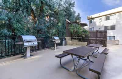 Pasadena Park Place, Los Angeles - Los Angeles, California, United States - Exterior